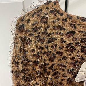 New with Tags lightweight fuzzy leopard top